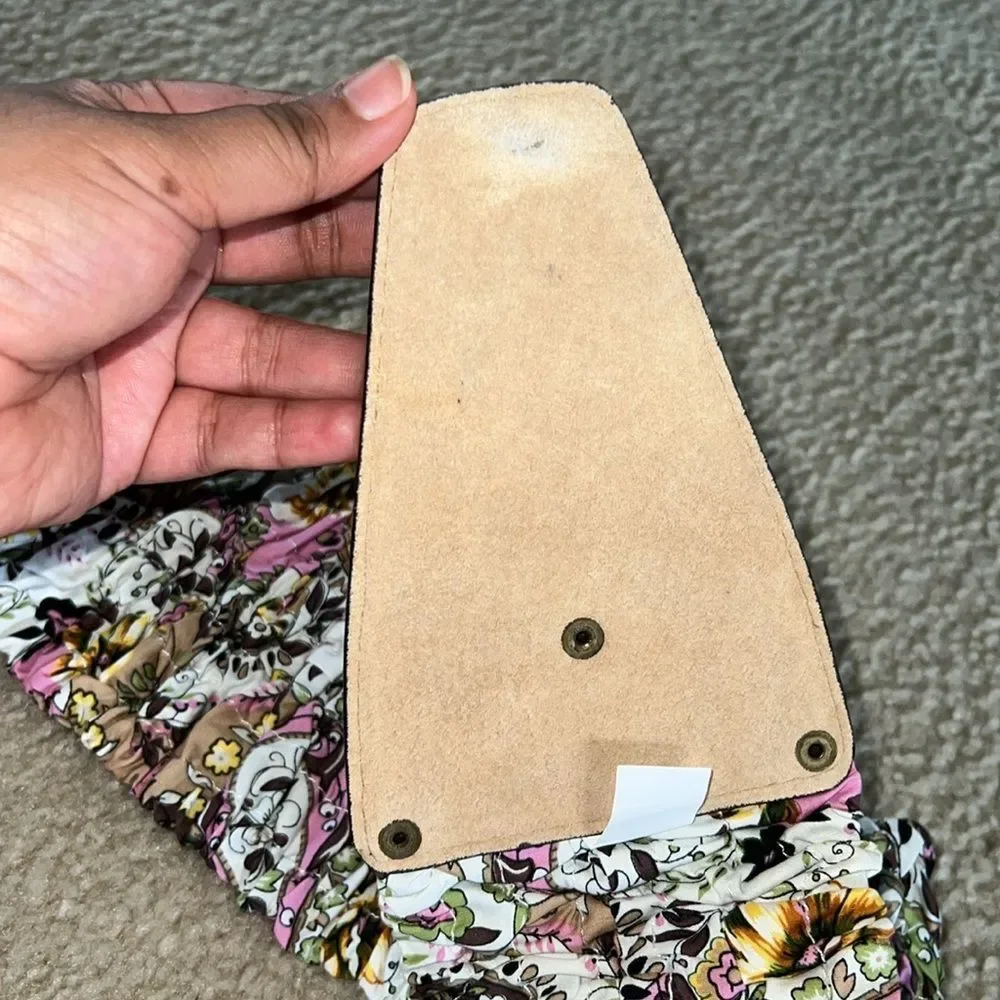 Women’s stretchable belt size S EUC
